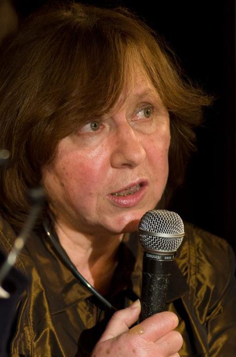 A SVETLANA ALEKSIEVIC, IL PREMIO NOBEL PER LA LETTERATURA 2015