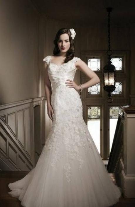 ABITI DA SPOSA PREZZI BASSI - SERENA - ABITO DA SPOSA D'EPOCA - NUOVA COLLECCIONE DI ABITI DA SPOSA 2014 - TESSUTI RASO E PIZZO