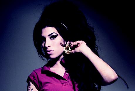 amy_winehouse_the_girl_behind_the_name (4)
