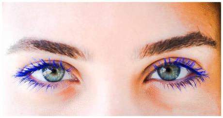 w7 cosmetics make-up ELECTRICA BLUE mascara