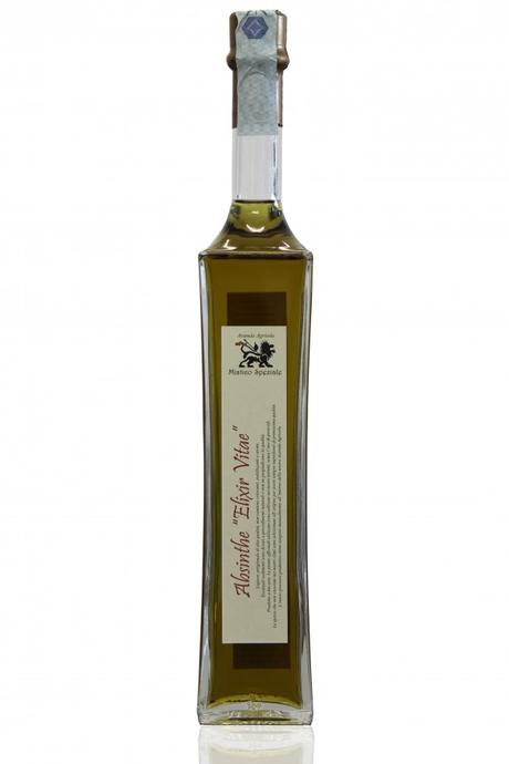 Mistico Speziale, l’azienda italiana che produce assenzio e distillati a chilometro zero