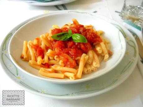 Pasta al sugo di papaccelle