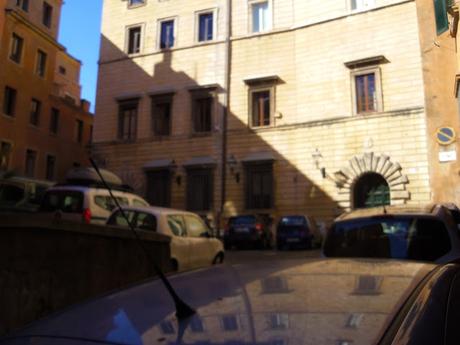 20 foto in una normale passeggiata domenicale. Ecco come è ridotto il centro di Roma. Giubileo?