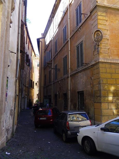 20 foto in una normale passeggiata domenicale. Ecco come è ridotto il centro di Roma. Giubileo?