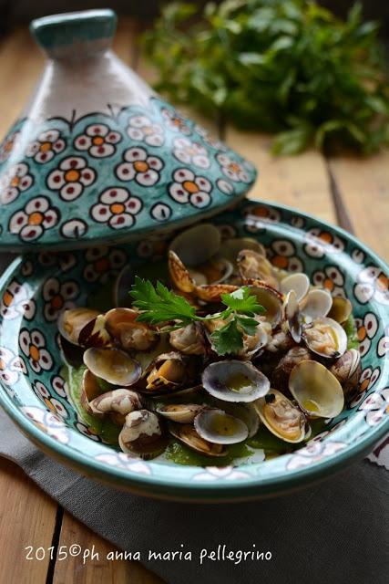 Vongole veraci in vellutata di piselli e qualche aneddoto sul mercato del pesce di Chioggia