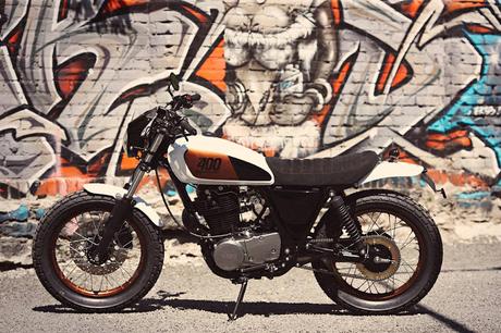 Yamaha SR 400 by Renard Speed Shop