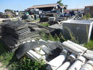 Cap Ferret: Herbe e la rue des chiens qui dorment