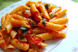 Penne saporite alle verdure.