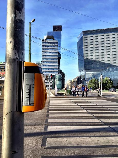 Vienna. Un altro pianeta raggiungibile con meno di due ore di volo. Tante foto per fare un confronto