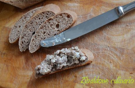 Pane con farina di castagne e birra per il  #WBD 2015