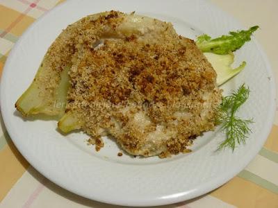 Finocchi gratinati, ripieni con taleggio e noci