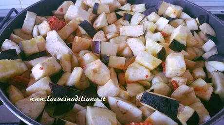 Hamburger di Melanzane Piccanti con cuore di Formaggio