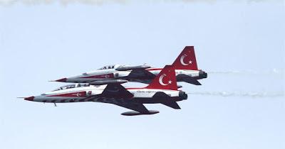 Turchia-Siria: alta tensione nei cieli