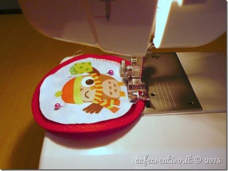 natale-palline-fai-da-te-in-feltro-stoffa-diy-christmas-ornament-tutorial-by cafecreativo (3)