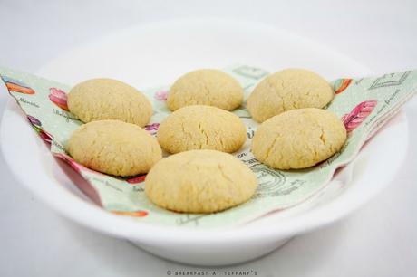 Biscottini friabili alle mandorle / Soft almond cookies recipe