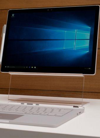 Il Surface Book da 1 terabyte costerà 3199 Dollari