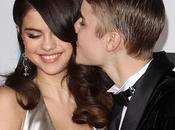 Justin Bieber feat Selena Gomez Strong canzone segreta dedicata alla loro storia amore