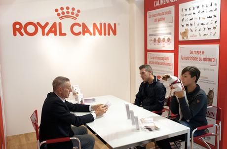 TEMPORARY ROYAL CANIN A MILANO PER LA MISSIONE NUTRIZIONE