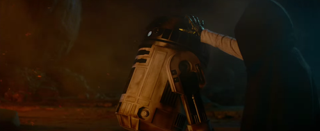 “Star Wars: Il Risveglio della Forza”, trailer e nuove immagini!