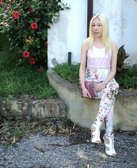 Modern Rose Total Look: Mariagrazia Panizzi & Gioielli Caramella Le Perle