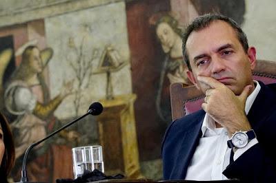 Legge Severino, ecco cosa succede ora a De Magistris e De Luca