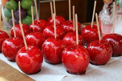 UN BUFFET DA PAURA: RICETTE PER PARTY DI HALLOWEEN.