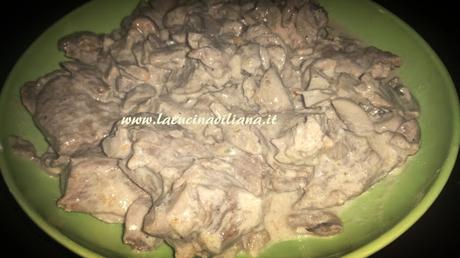 Spezzatino di Vitello con i Funghi (in Pentola a Pressione)