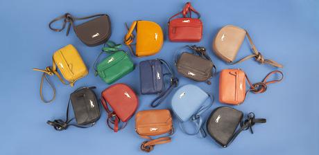 Oggetti del desiderio: le borse colorate di Lazzari