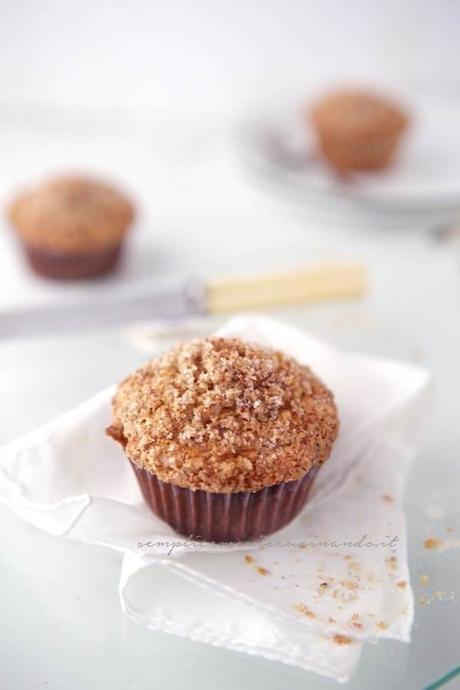 Muffins alla zucca e crumble di mandorle