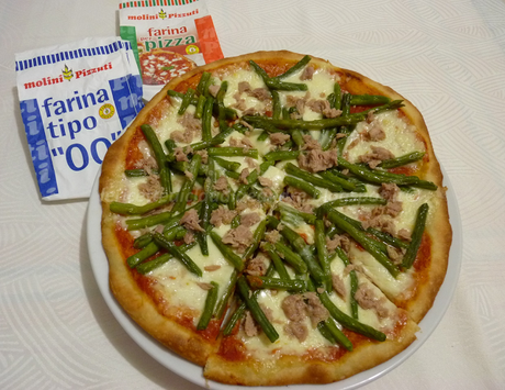 Pizza fagiolini e tonno