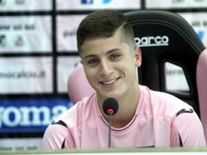 PALERMO (ITALPRESS) - Il nuovo Dybala? Fare paragoni e' sempre molto rischioso e certamente ogni giocatore si differenzia per caratteristiche. Ma di certo il Palermo in Matheus Cassini spera di trovare il nuovo talento, il giocatore su cui attrarre l'interesse dei grandi club. Ne basterebbe uno a stagione per consentire al Palermo di vivere di rendita. Questa volta non si tratta di un argentino ma di un brasiliano proveniente dal Corinthians e all'anagrafe gli anni sono 19...