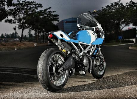 Ducati Monster 795 