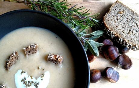 Zuppa di patate e funghi