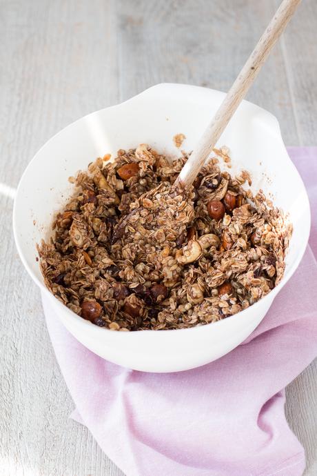 GRANOLA CROCCANTE CACAO CANNELLA E NOCI | GRANOLA AUTUNNALE