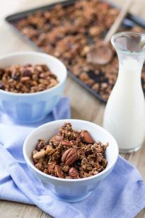 GRANOLA CROCCANTE CACAO CANNELLA E NOCI | GRANOLA AUTUNNALE