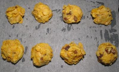 Biscotti ai corn flakes: idee per Natale: prima puntata!!!