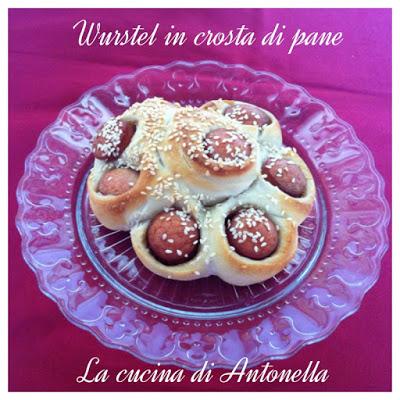 Wurstel in crosta di pane