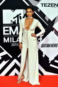 Specchio,specchio…qual è il look più originale degli MTV Europe Music Awards 2015 ???