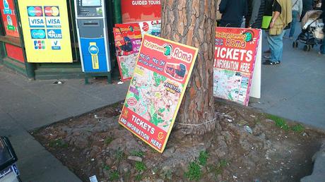 Tutte le mostruosità dell'area del Colosseo. Così la zona più famosa della città attende il Giubileo