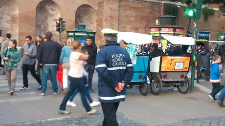 Tutte le mostruosità dell'area del Colosseo. Così la zona più famosa della città attende il Giubileo