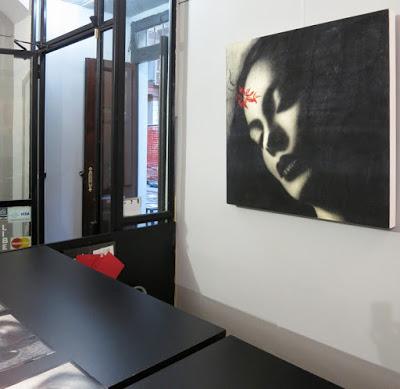 I volti femminili di Omar Galliani.