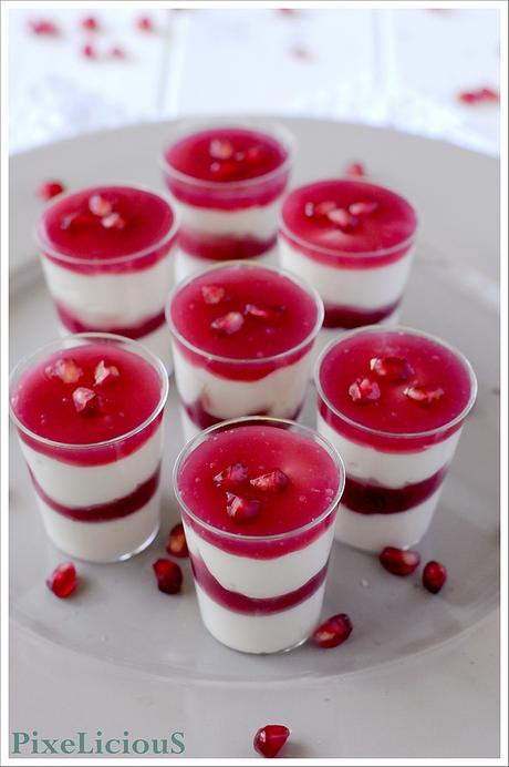 Mousse Dolce di Ricotta con Coulis di Melagrana