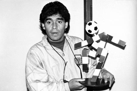 Diego Armando Maradona, il migliore di tutti (anche negli eccessi) compie 55 anni