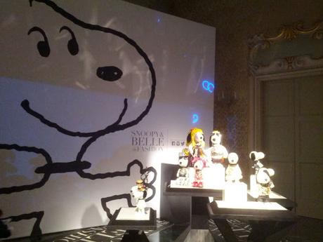 snoopy e belle in fashion mostra snoopy palazzo cubani presentazione film snoopy and friends mariafelicia magno fashion blogger color block by felym milano fashion blog italiani fashion blogger italiane blog di moda blogger italiane di moda stilisti vestono snobbi e la sorella belle 