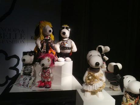 snoopy e belle in fashion mostra snoopy palazzo cubani presentazione film snoopy and friends mariafelicia magno fashion blogger color block by felym milano fashion blog italiani fashion blogger italiane blog di moda blogger italiane di moda stilisti vestono snobbi e la sorella belle 