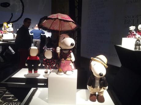 snoopy e belle in fashion mostra snoopy palazzo cubani presentazione film snoopy and friends mariafelicia magno fashion blogger color block by felym milano fashion blog italiani fashion blogger italiane blog di moda blogger italiane di moda stilisti vestono snobbi e la sorella belle 