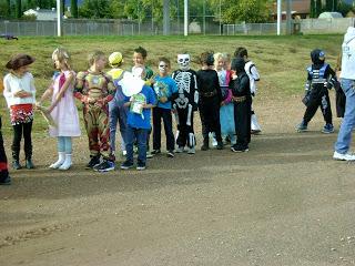 Halloween a scuola: tutti i bimbi posseduti dal demonio!!