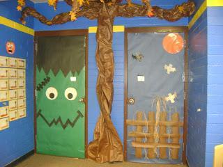 Halloween a scuola: tutti i bimbi posseduti dal demonio!! Halloween a scuola: tutti i bimbi posseduti dal demonio!!
