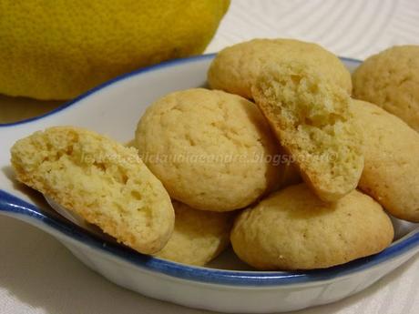 Biscottini friabili al limone