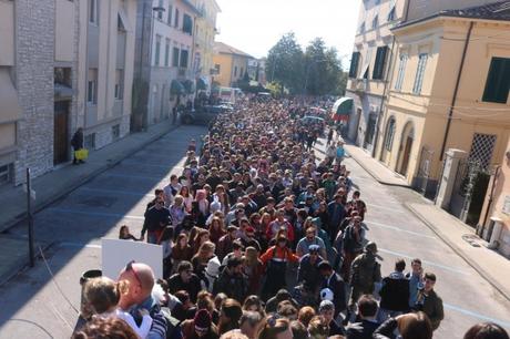 Lucca Comics & Games 2015: i cosplayer affollano le strade della città (FOTO)